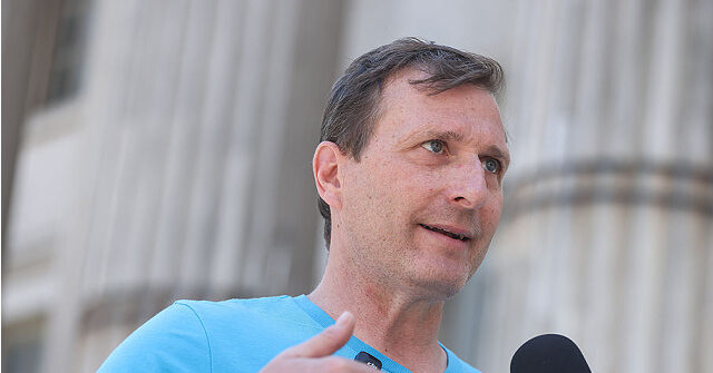 new-york-coffee-shop-denies-pro-israel-democrat-congressman:-‘we-don’t-serve-genocide-enablers’