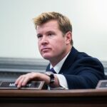 navy-seal-turned-senator-has-grim-prediction-about-iran’s-endgame