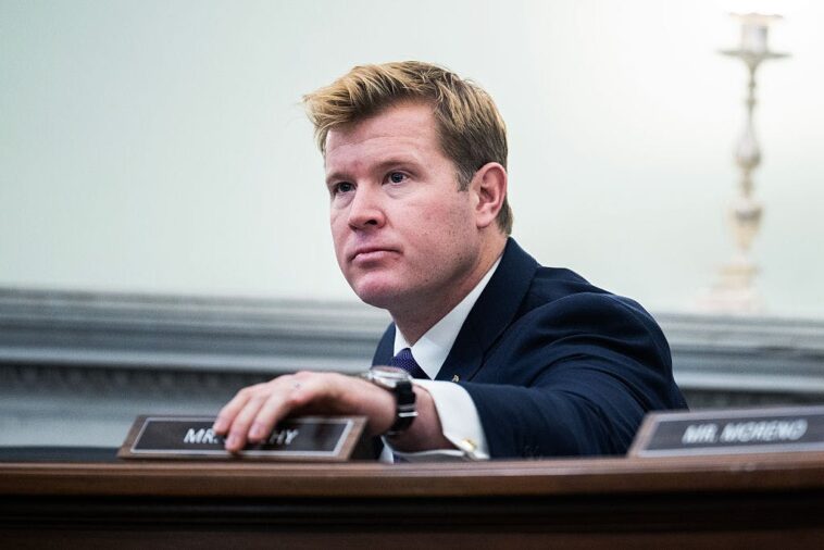 navy-seal-turned-senator-has-grim-prediction-about-iran’s-endgame