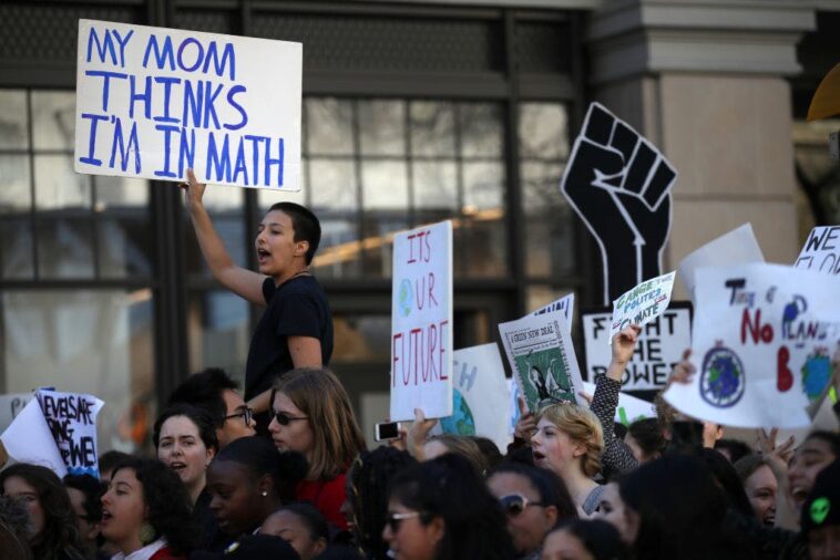 the-reason-behind-the-rise-of-activist-teachers-—-and-our-classrooms