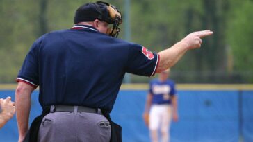 youth-softball-coach-&-umpire-get-into-ugly-confrontation-as-emotions-boil-over-at-arkansas-tournament