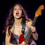 olivia-rodrigo-launches-all-women-music-festival,-will-benefit-planned-parenthood-and-other-progressive-orgs