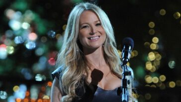 singer-jewel-reveals-how-shoplifting-addiction-during-homelessness-almost-destroyed-her