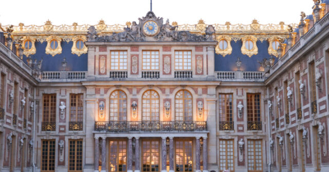 inside-a-night-at-versailles-with-president-donald-trump