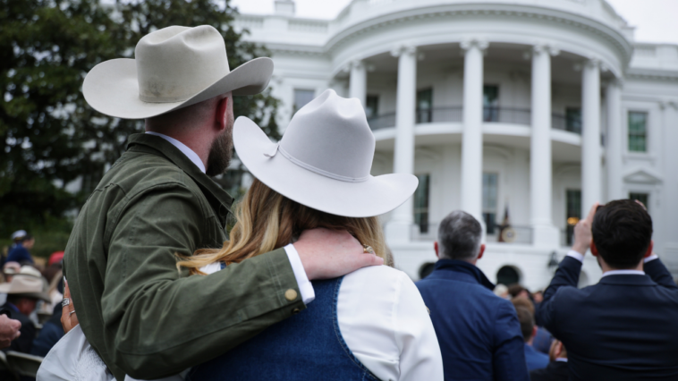trump-will-welcome-farmers-and-ranchers-to-white-house-dinner-to-celebrate-trade,-tax-wins