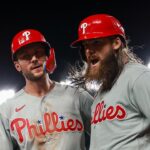phillies-shock-rival-nationals,-score-8-runs-with-2-outs-in-miraculous-ninth-inning-comeback