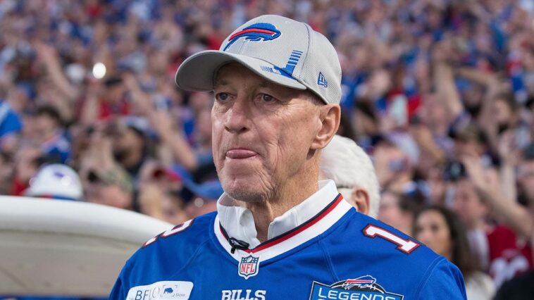 bills-legend-jim-kelly-reveals-he-suffered-a-stroke-this-spring,-says-he-feels-‘really-good’-now