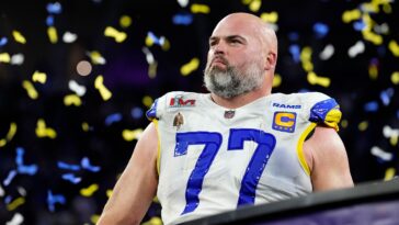 former-rams-star-says-he’s-keeping-tabs-on-aaron-donald-return-after-myles-garrett-trade