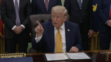 just-in:-trump-refuses-to-sign-bipartisan-housing-bill-citing-“national-emergency”