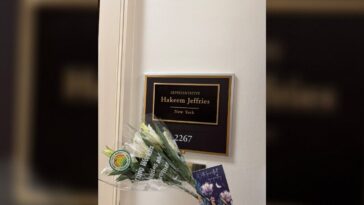 nrcc-sends-flowers-and-condolences-card-to-hakeem-jeffries-after-his-candidates-get-crushed-by-mamdani-backed-socialists-in-new-york-primaries:-“three-losses-in-one-night-is-tough”