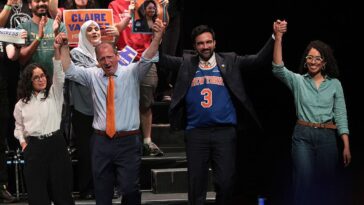socialists-sweep,-will-new-york-city-weep?