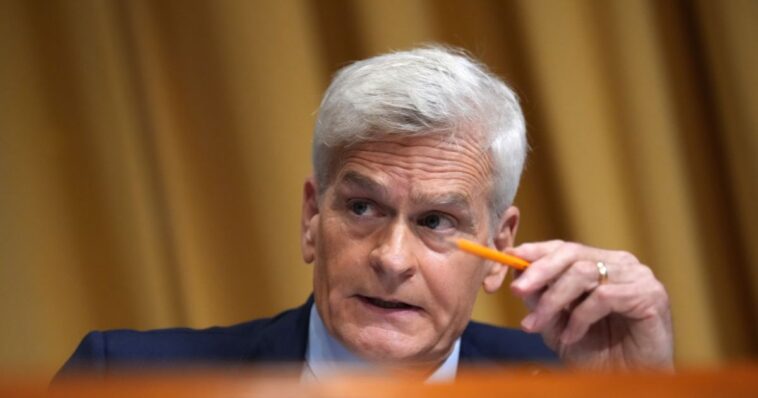 tempers-flare-and-voices-are-raised-as-trump-and-senate-republican-go-toe-to-toe-in-closed-door-meeting