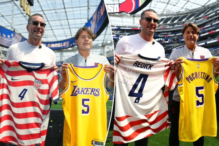 usa’s-mauricio-pochettino,-lakers’-jj-redick-swap-jerseys-before-world-cup-game
