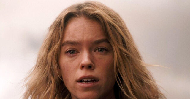 far-left-variety-calls-‘supergirl’-a-‘super-horrendous’-comic-book-movie:-‘worst-script-i-can-remember’