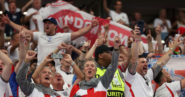brits-visiting-us.-for-first-time-for-world-cup-apologize-to-americans:-‘we-owe-america-a-huge-apology’
