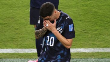 fifa-revokes-commentator’s-credentials-after-on-air-crash-out-for-the-ages-over-player’s-ejection