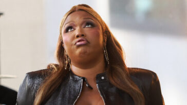 woke-broke:-kamala-surrogate-lizzo’s-album-‘bitch’-sells-less-than-3,000-copies-in-its-first-week