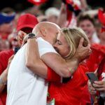 norway-coach’s-touching-moment-with-wife-after-world-cup-win-naturally-opens-door-for-his-hot-daughter