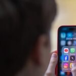 australia-teen-social-media-ban-has-had-little-impact,-say-researchers
