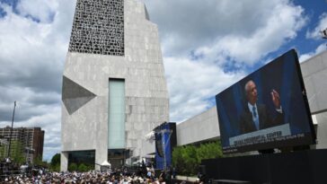 obama-presidential-library-betrays-black-visitors,-issues-wildly-racist-demand-on-website-–-at-least-we’ve-been-told-it’s-racist