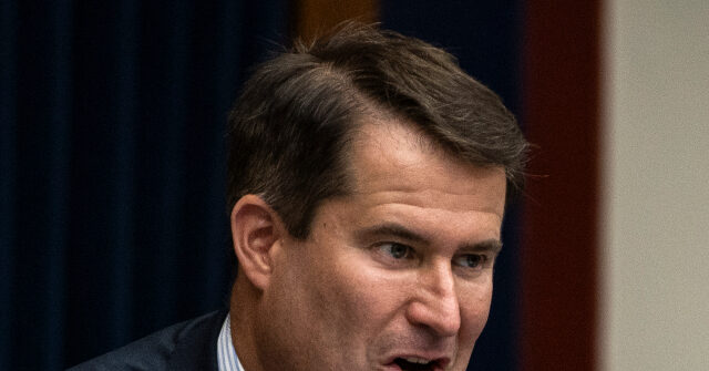 nolte:-dem-rep.-seth-moulton-allegedly-assaulted-journalist-over-graham-platner-question