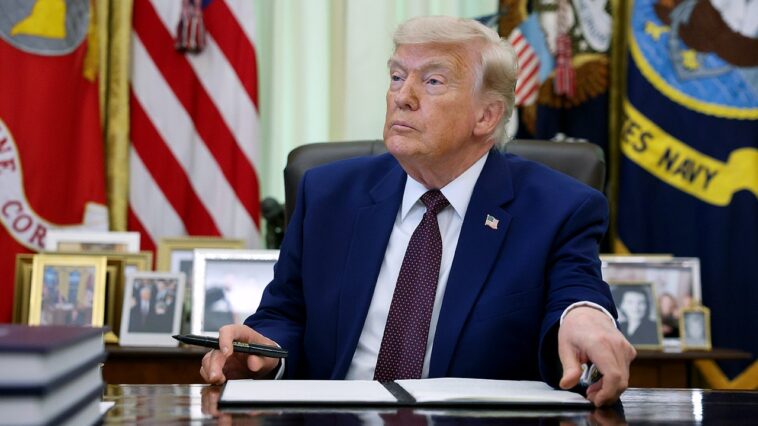 obama-appointed-judge-blocks-trump’s-election-order-as-save-america-act-fight-intensifies