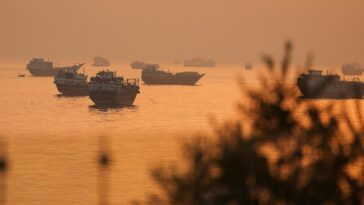 ‘mini-tsunami’-of-oil-headed-for-global-markets-after-reopening-of-strait-of-hormuz-—-for-now
