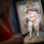sultry-nude-of-working-class-londoner-painted-by-sigmund-freud’s-grandson-fetches-$39m-at-auction