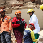 venezuelans-using-phones-for-flashlights,-maduro-spying-app-to-find-missing-earthquake-victims