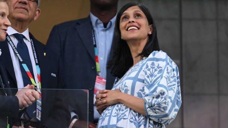 second-lady-usha-vance-joins-celebrity-filled-crowd-for-team-usa’s-group-stage-finale-in-la