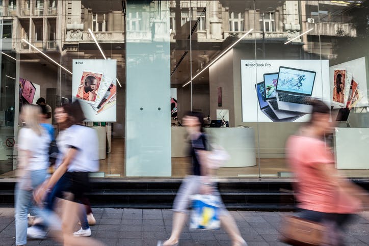 the-real-reason-your-macbook-is-more-expensive