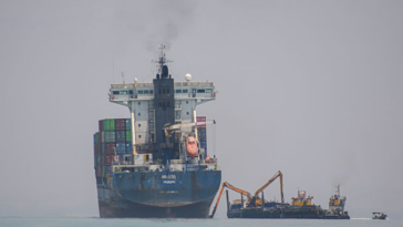 un.-suspends-strait-of-hormuz-passage-after-iran-attacks-cargo-ship