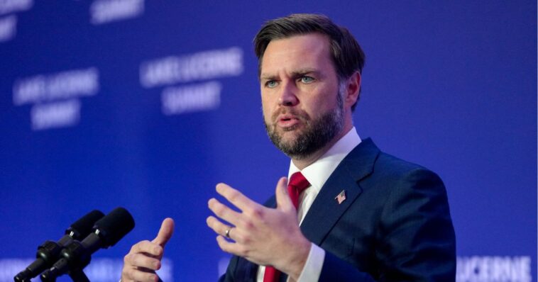 watch:-jd-vance-has-hilarious-‘note-to-protesters’-yelling-at-him-in-a-foreign-language