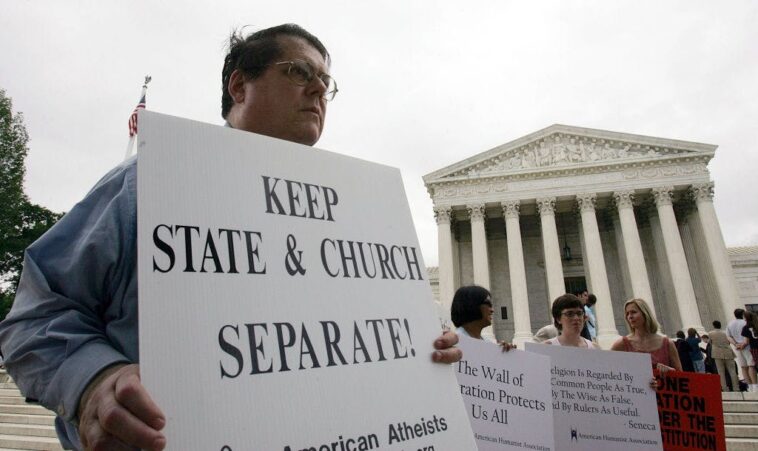 the-major-move-putting-god-back-in-america’s-classrooms