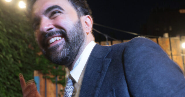 mamdani-antoinette:-nyc-mayor-celebrates-rent-freeze-with-cake