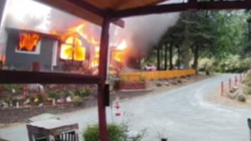 house-containing-hundreds-of-pounds-of-fireworks-explodes-during-fire-–-total-destruction-(video)