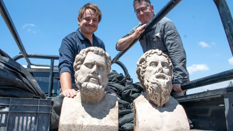 archaeologists-in-israel-uncover-1,700-year-old-roman-era-statues-buried-face-down