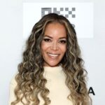 immigration-numbers-crush-sunny-hostin’s-glass-half-empty-view-of-america