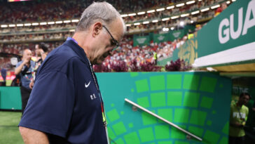 bielsa-on-world-cup-defeat:-‘what-do-i-leave-for-uruguayan-soccer?-nothing.’
