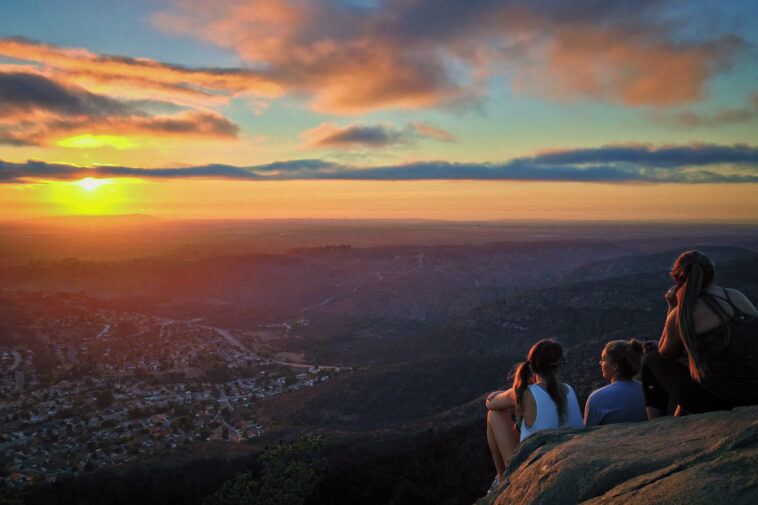 california-dominates-new-list-of-top-hiking-spots-in-america