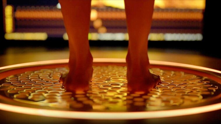 midjourney’s-wild-body-scanner-scans-you-in-water