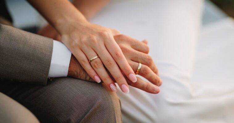gen-z-wants-marriage-but-doesn’t-know-why