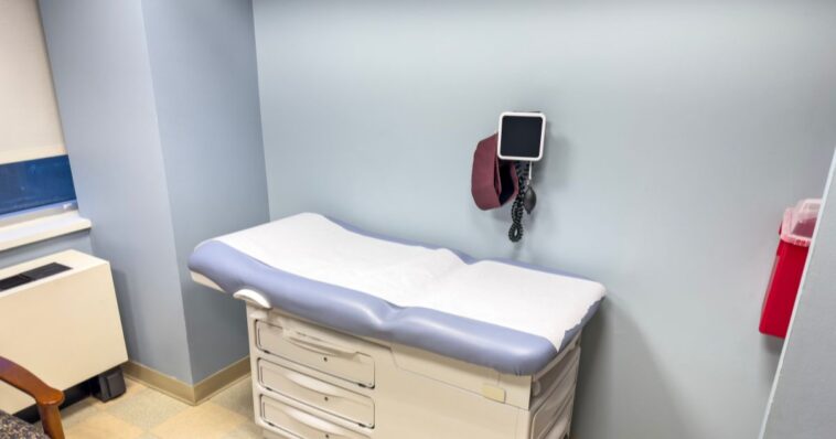 doctor-pushing-puberty-blockers-on-teen-boy-was-charged-with-possessing-child-porn