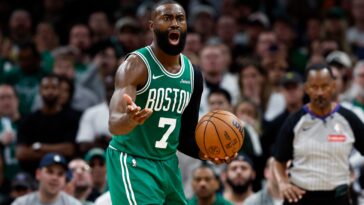 jaylen-brown-goes-off-on-‘ai-hoops’-after-claim-he’s-‘the-seventh-best-player-on-a-team’