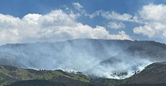 video:-three-firefighters-killed,-two-injured-battling-massive-wildfire-on-utah-colorado-border