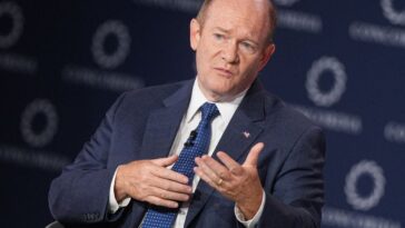dem-senator-hospitalized-after-multi-car-crash