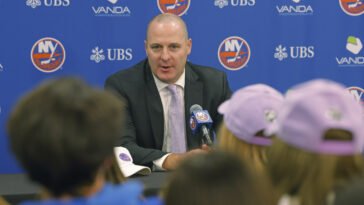 mathieu-darche-has-an-islanders-line-he-won’t-cross-—-and-it’s-leading-to-a-quiet-offseason