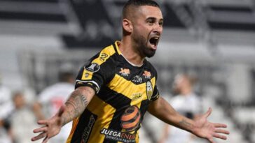 argentine-soccer-player-lucas-trejo-loses-wife,-two-children-in-venezuela-earthquake-building-collapse:-report