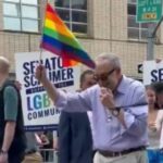 chuck-schumer-gets-viciously-booed-by-his-own-side-at-the-nyc-pride-parade-(video)