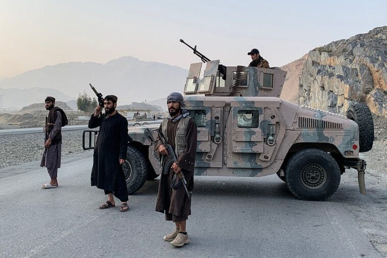pakistan-bombs-afghanistan-following-deadly-militant-attack